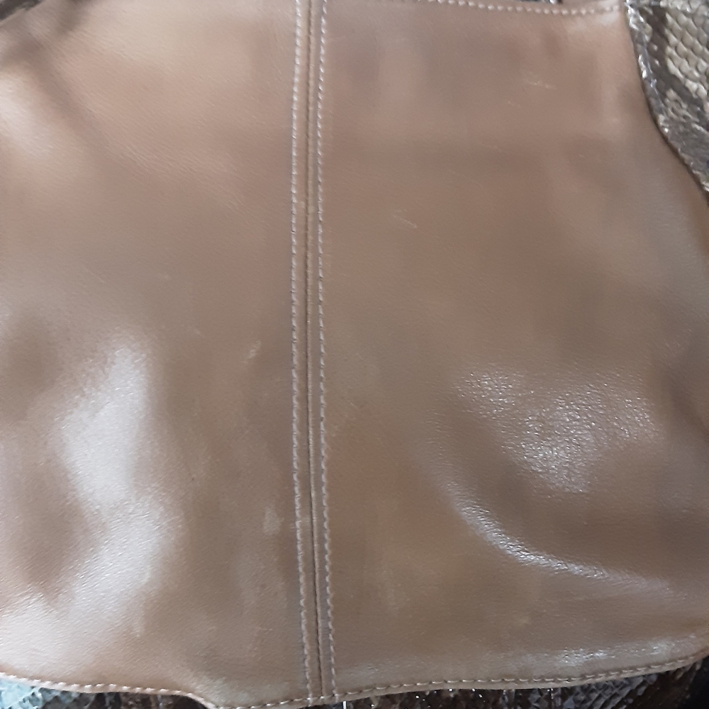 ZENA EVA HOBO BAG - Picture 9 of 10